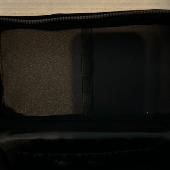 ✨ Rare YSL Velvet Travel Case - Perfect Gift or Private Luxury - Picture 8 of 11